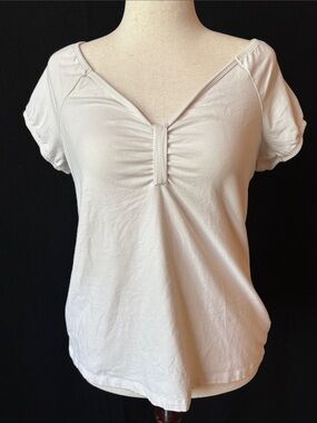 Cream V-Neck Short Sleeve Top with Ruched Front XL